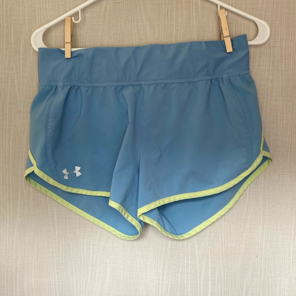 Under Armour Blue Athletic Shorts Moisture-Wicking Design